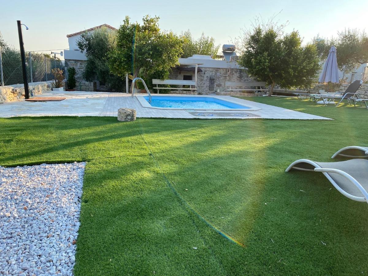 Old Stone Villa In Apokoronas Villa Nostalgia Kreta Fílippos Екстериор снимка