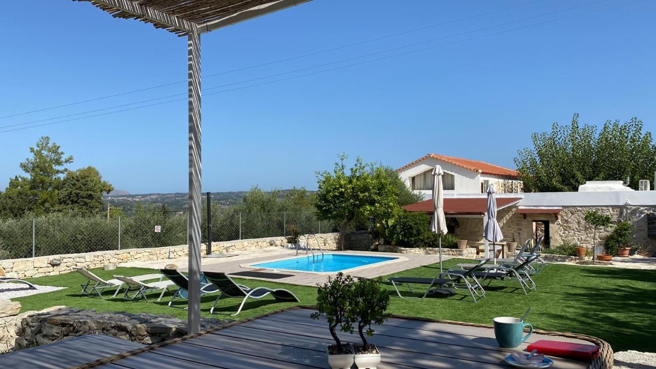 Old Stone Villa In Apokoronas Villa Nostalgia Kreta Fílippos Екстериор снимка